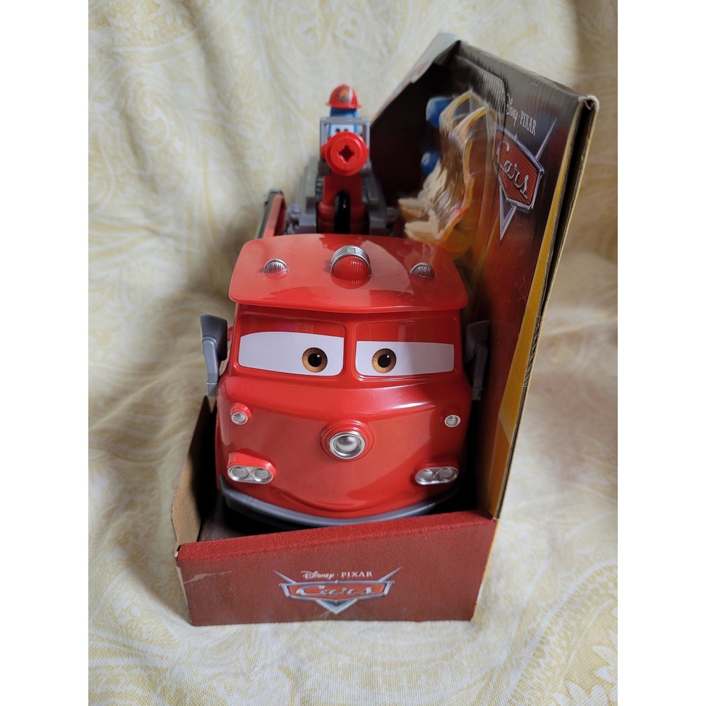 Disney Pixar Cars Kids Red NIB Fire Engine Fighting Red & Guido Race & Rescue